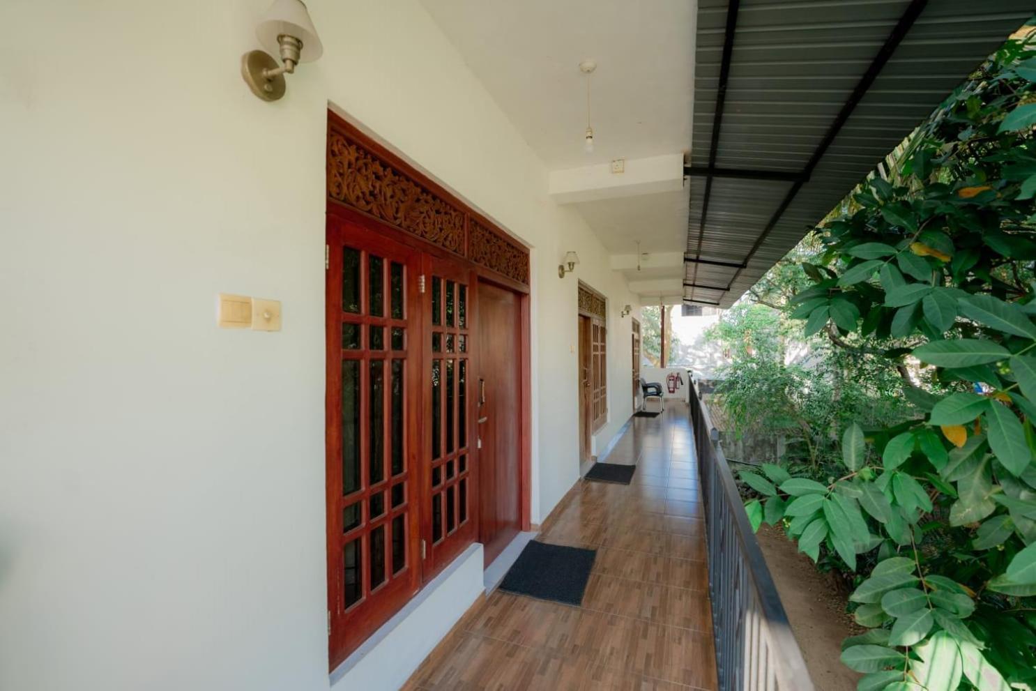 Suwani Pinnawala Homestay Ngoại thất bức ảnh